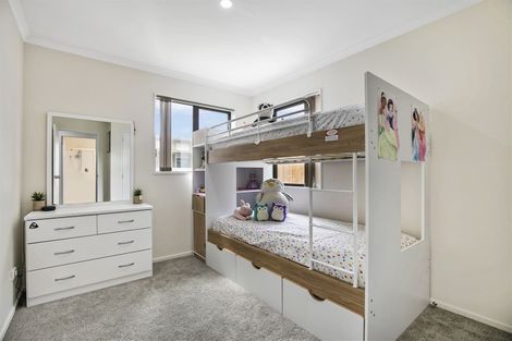 Photo of property in 1 Totara Meadows Court, Wiri, Auckland, 2104