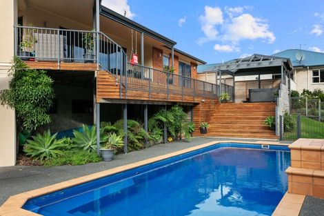 Photo of property in 18 Parkview Place, Riverdale, Gisborne, 4010