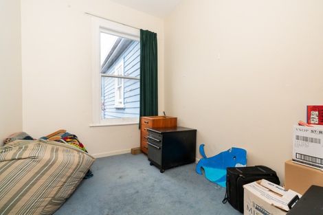 Photo of property in 10 Edge Hill, Mount Victoria, Wellington, 6011