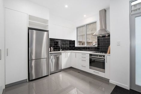 Photo of property in 11/59 The Parade, Island Bay, Wellington, 6023