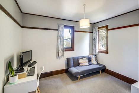 Photo of property in 82 Napier Terrace, Hospital Hill, Napier, 4110