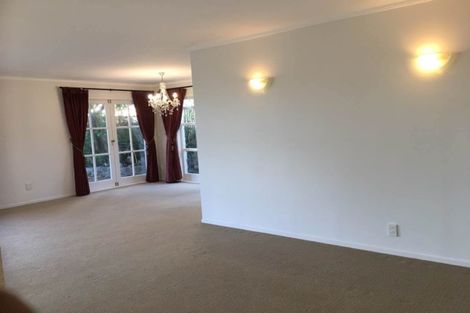 Photo of property in 16 Paisley Street, Mellons Bay, Auckland, 2014