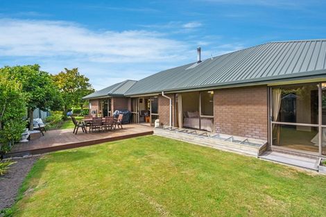 Photo of property in 12 Riverton Terrace, Halswell, Christchurch, 8025