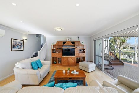Photo of property in 17 Nicholas Drive, Linwood, Christchurch, 8062