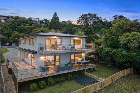 Photo of property in 41 Pohutukawa Avenue, Shelly Park, Auckland, 2014