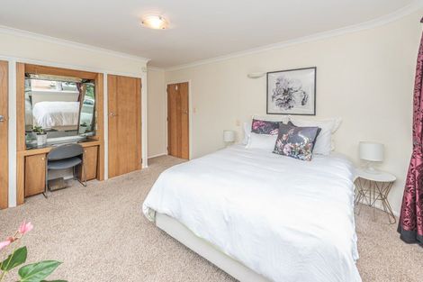 Photo of property in 12 Rawhiti Place, Saint Johns Hill, Whanganui, 4501