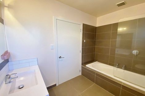 Photo of property in 33 Bellbrook Crescent, Shirley, Christchurch, 8013