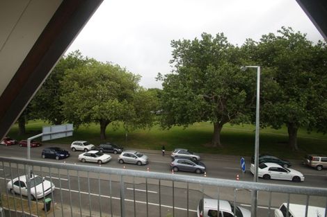 Photo of property in 6/32 Cranmer Square, Christchurch Central, Christchurch, 8013