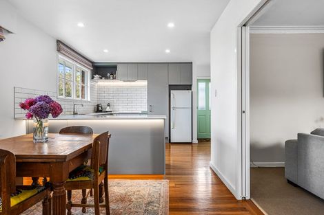 Photo of property in 48 Woolley Street, Avondale, Christchurch, 8061