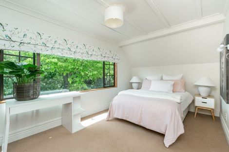 Photo of property in 12 Reeve Drive, Havelock North, 4130