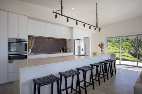 Photo of property in 115 Riria Kereopa Memorial Drive, Raglan, 3297