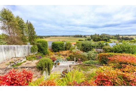 Photo of property in 7 Ennerdale Row, Westmorland, Christchurch, 8025