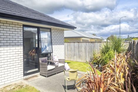 Photo of property in 2 Tarata Grove, Lansdowne, Masterton, 5810