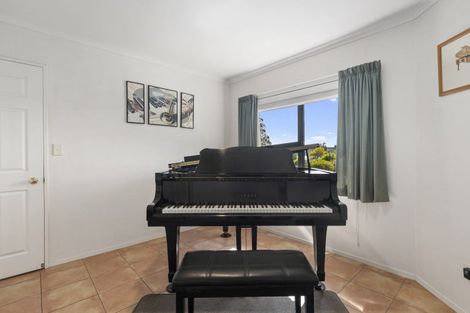 Photo of property in 16 Lindoch Avenue, Te Puna, Tauranga, 3174