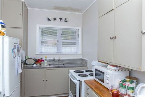 Photo of property in 18 Fraser Street, Wainuiomata, Lower Hutt, 5014