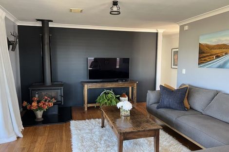 Photo of property in 33 Kaihua Road, Nukuhau, Taupo, 3330