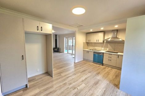 Photo of property in 8 Hutchins Street, Waitara, 4320