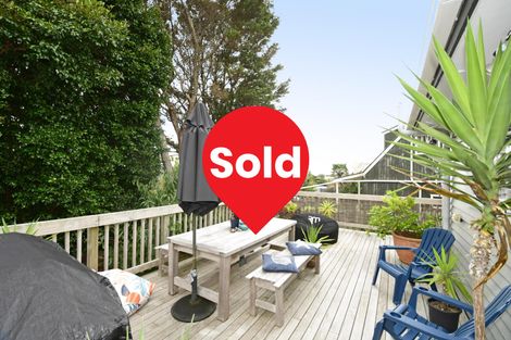 Photo of property in 23 Cumberland Street, Leigh, 0985