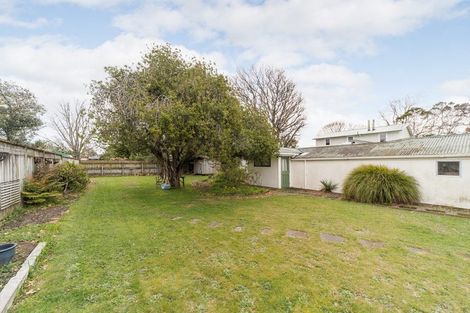 Photo of property in 8 Ake Ake Avenue, Hokowhitu, Palmerston North, 4410