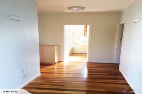 Photo of property in 122b Apu Crescent, Lyall Bay, Wellington, 6022