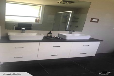 Photo of property in 144 Coxhead Road, Wattle Downs, Auckland, 2103