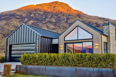 Photo of property in Kawarau Heights, 71 Kawarau Heights Boulevard, Lake Hayes, Queenstown, 9304