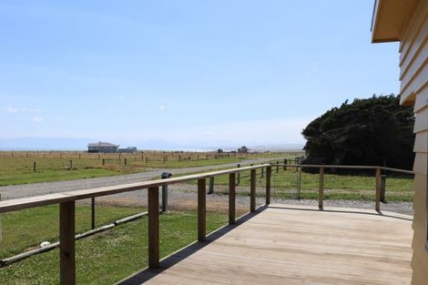 Photo of property in 38 Surrey Street, Orepuki, Riverton, 9881