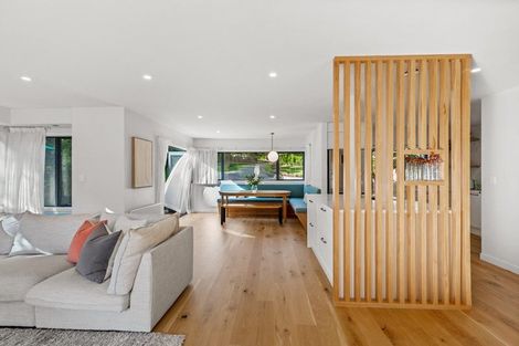 Photo of property in 45 Chester Avenue, Greenhithe, Auckland, 0632