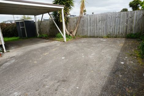 Photo of property in 2/170 Old Wairoa Road, Papakura, 2110