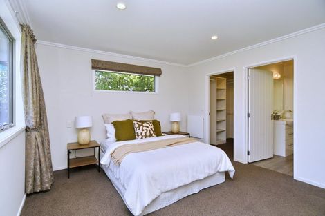 Photo of property in 4 Hurst Place, Parklands, Christchurch, 8083