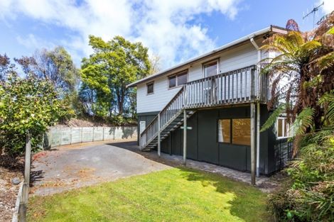 Photo of property in 27 Titoki Avenue, Waipahihi, Taupo, 3330