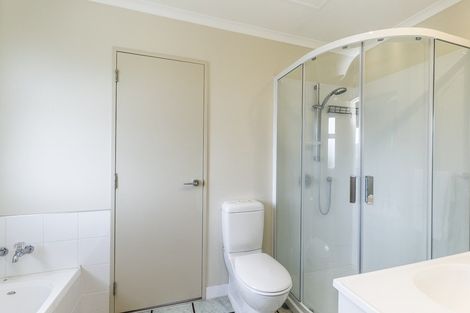 Photo of property in 96a Montgomery Avenue, Karori, Wellington, 6012