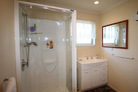 Photo of property in 6 Walnut Grove, Alexandra, 9320