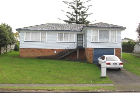 Photo of property in 4 Mcquarrie Avenue, Wattle Downs, Auckland, 2103