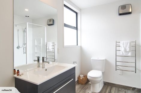 Photo of property in 40c Hutcheson Street, Sydenham, Christchurch, 8023