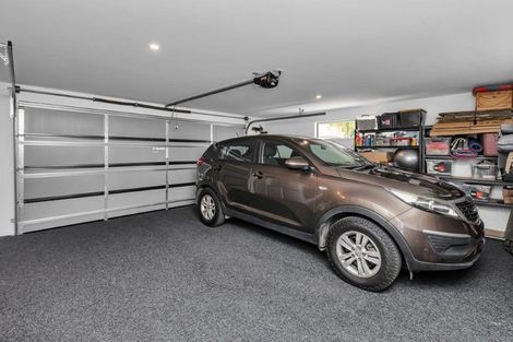 Photo of property in 370 One Tree Point Road, One Tree Point, 0118