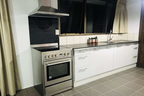 Photo of property in 2/520 Beach Road, Murrays Bay, Auckland, 0630