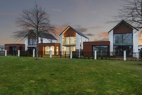 Photo of property in 15 Pembrook Close, Rangiora, 7400