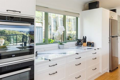 Photo of property in 121 Cashmere Drive, Fitzherbert, Palmerston North, 4410