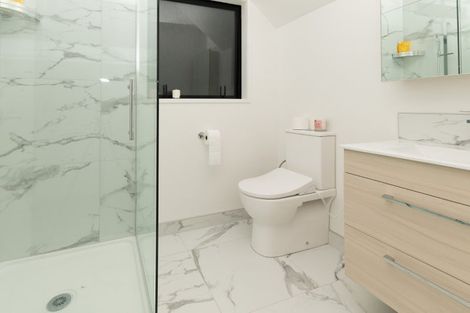 Photo of property in 2/24 Yeovil Road, Te Atatu Peninsula, Auckland, 0610