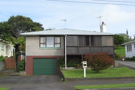 Photo of property in 63 Mould Street, Waitara, 4320