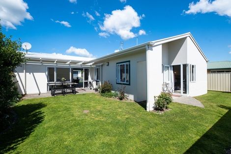 Photo of property in 2a Arcadia Lane, Havelock North, 4130