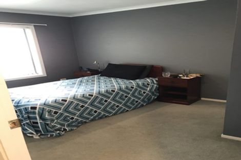 Photo of property in Tuscany Towers, 3/1 Ambrico Place, New Lynn, Auckland, 0600