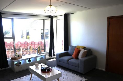 Photo of property in 66 Adamson Crescent, Glengarry, Invercargill, 9810