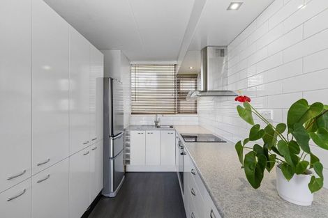 Photo of property in Mccallister Heights, 15/381 Adelaide Road, Newtown, Wellington, 6021