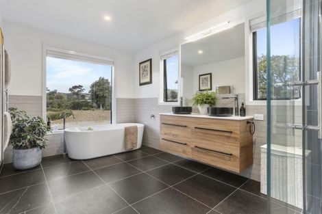 Photo of property in 1164 Weranui Road, Wainui, Silverdale, 0994