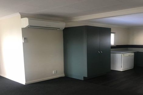 Photo of property in 20 Barnes Road, Redwood, Christchurch, 8051