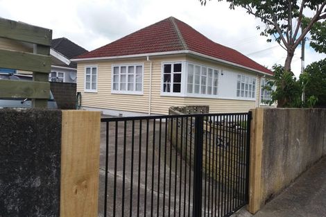 Photo of property in 12 Dempsey Street, Naenae, Lower Hutt, 5011