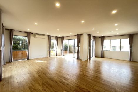 Photo of property in 28a Bruce Road, Glenfield, Auckland, 0629