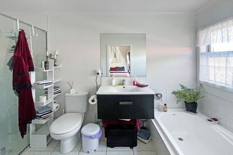 Photo of property in 2 Shaun Lane, Huntington, Hamilton, 3210